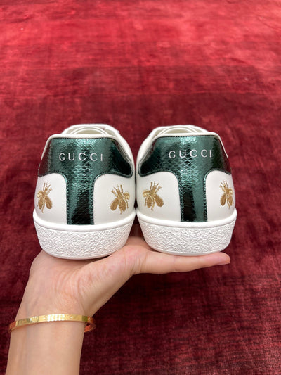 Sneakers & Shoes