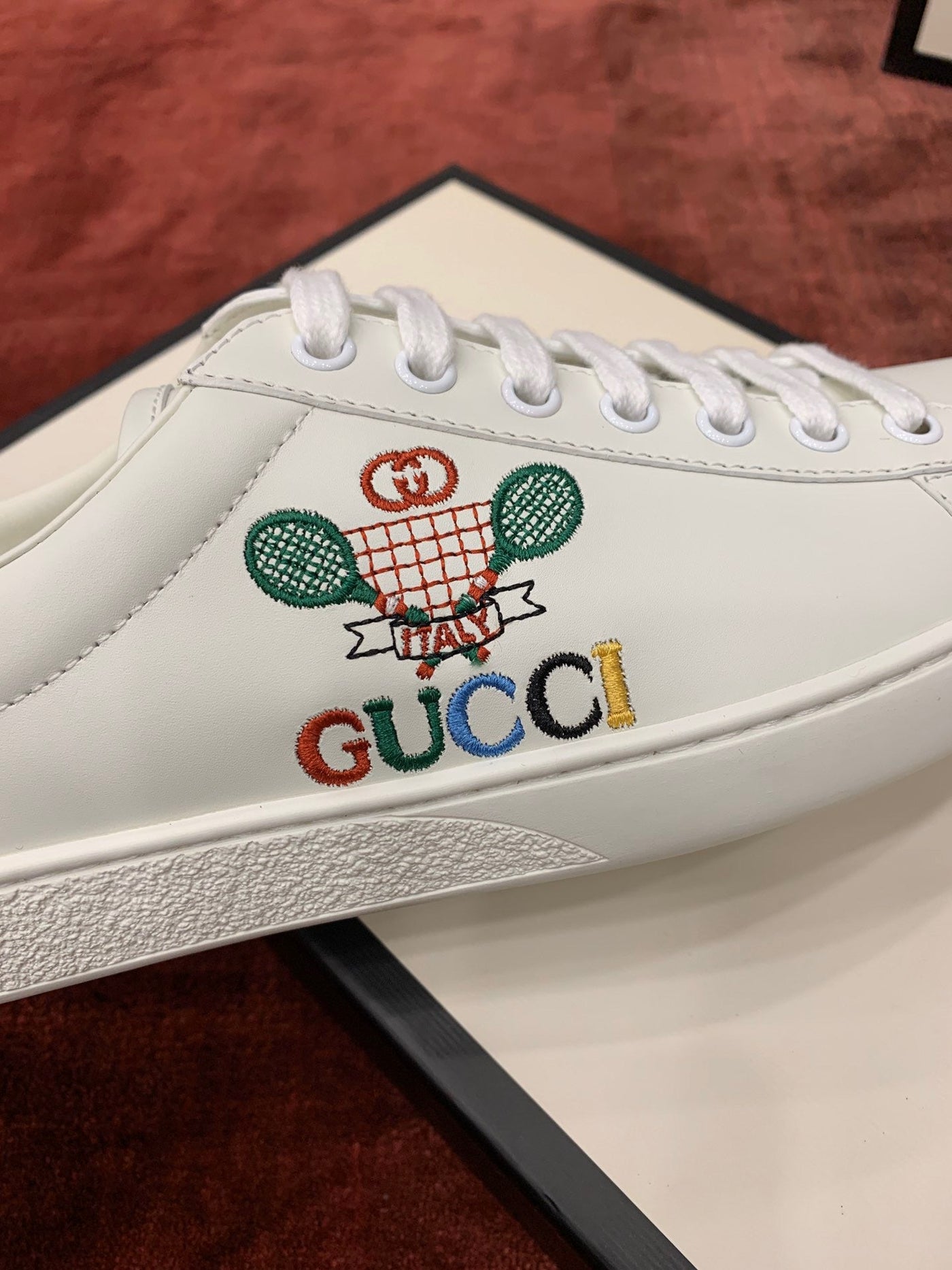 Sneakers & Shoes
