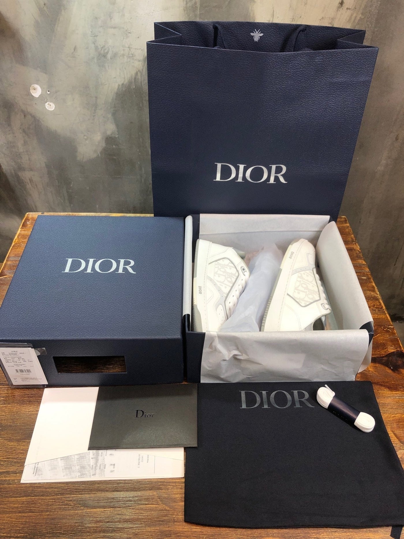 DIO Sneakers