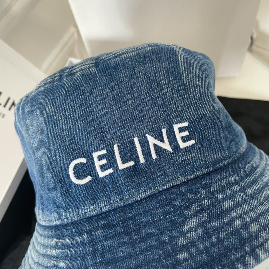 Caps