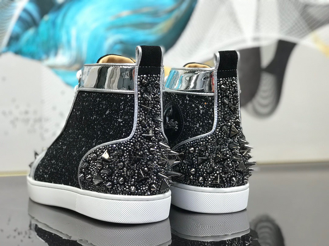 Sneakers & Shoes