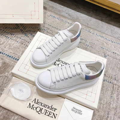 Sneakers & Shoes