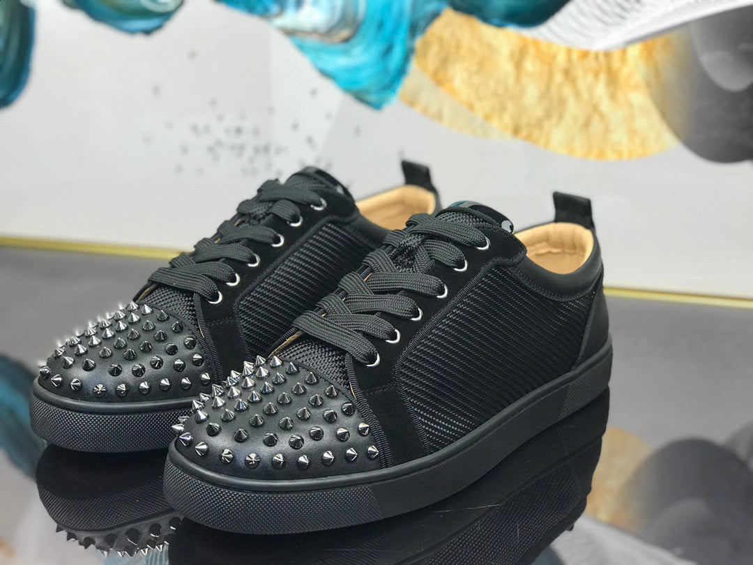 Sneakers & Shoes