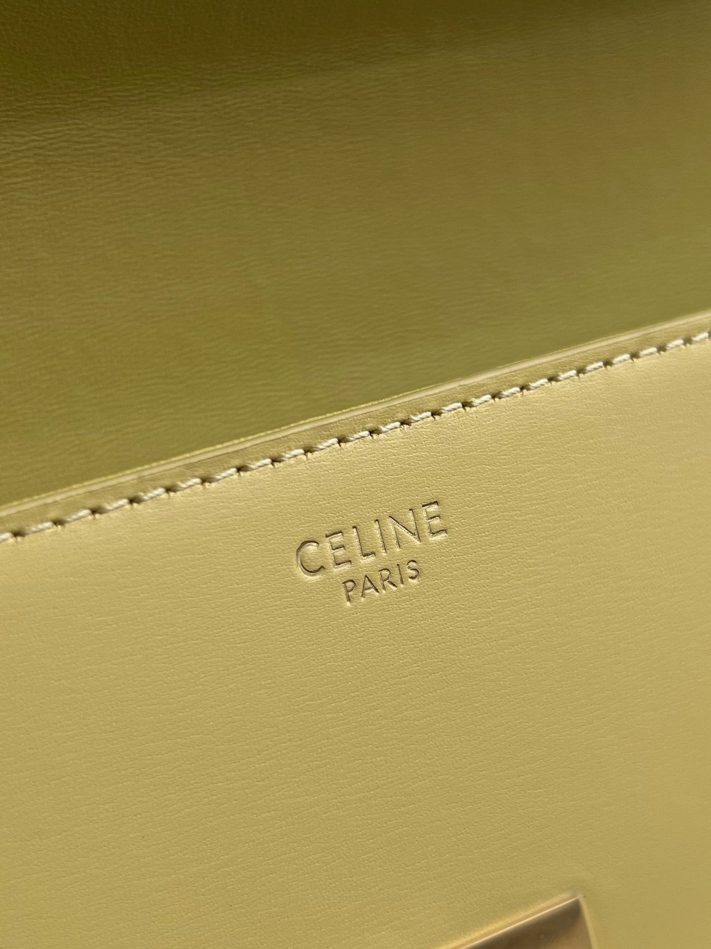CEL Triomphe Hobo