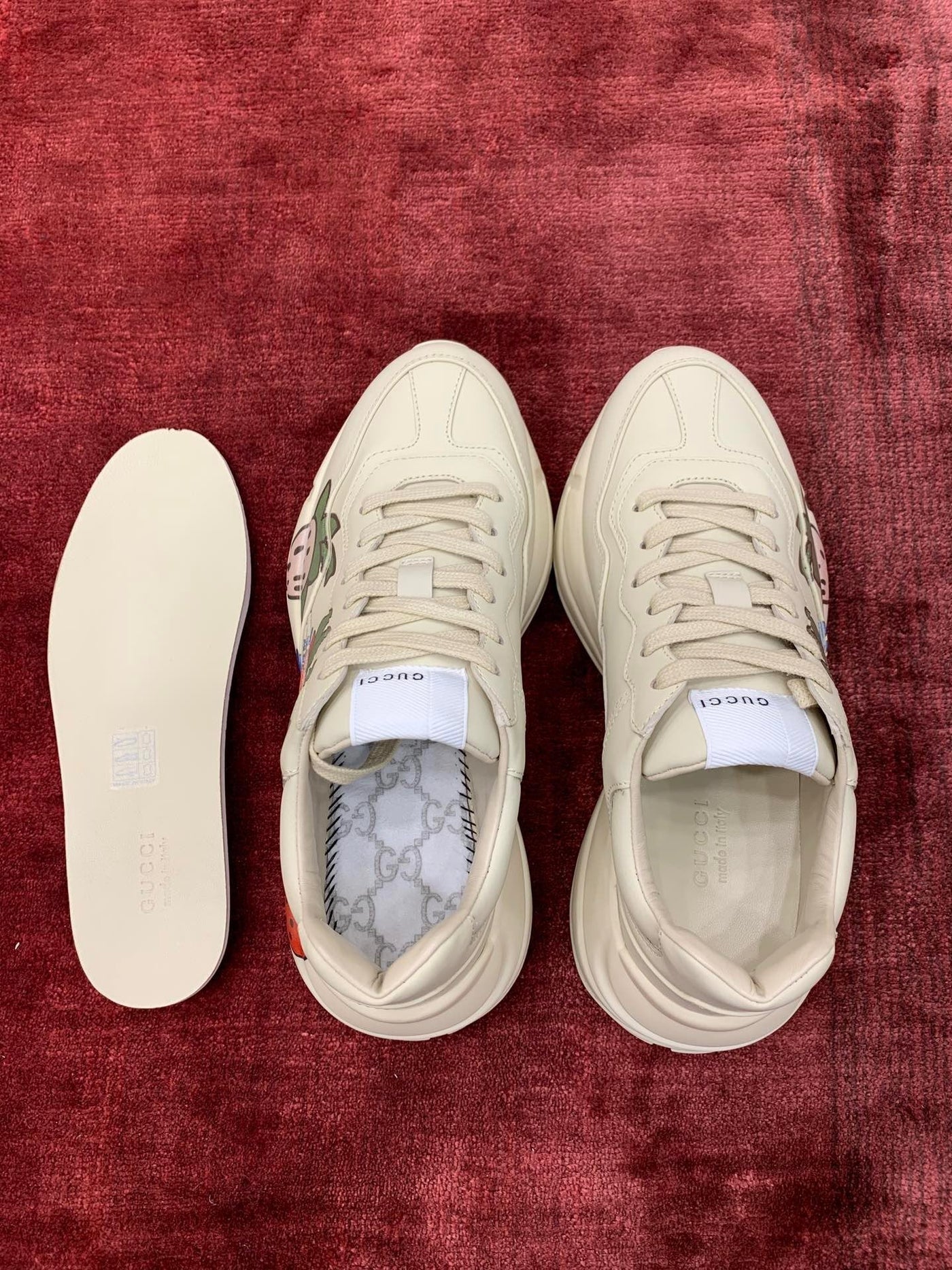Sneakers & Shoes