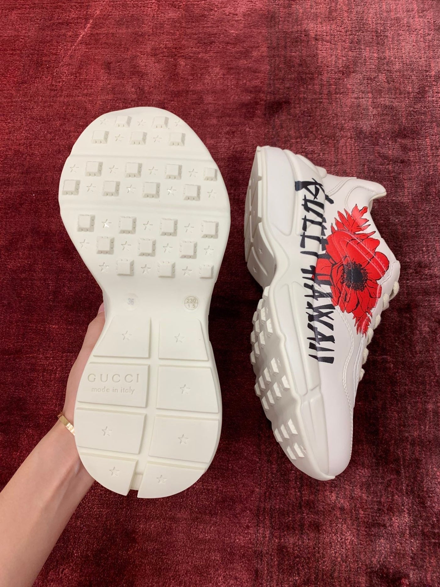 Sneakers & Shoes