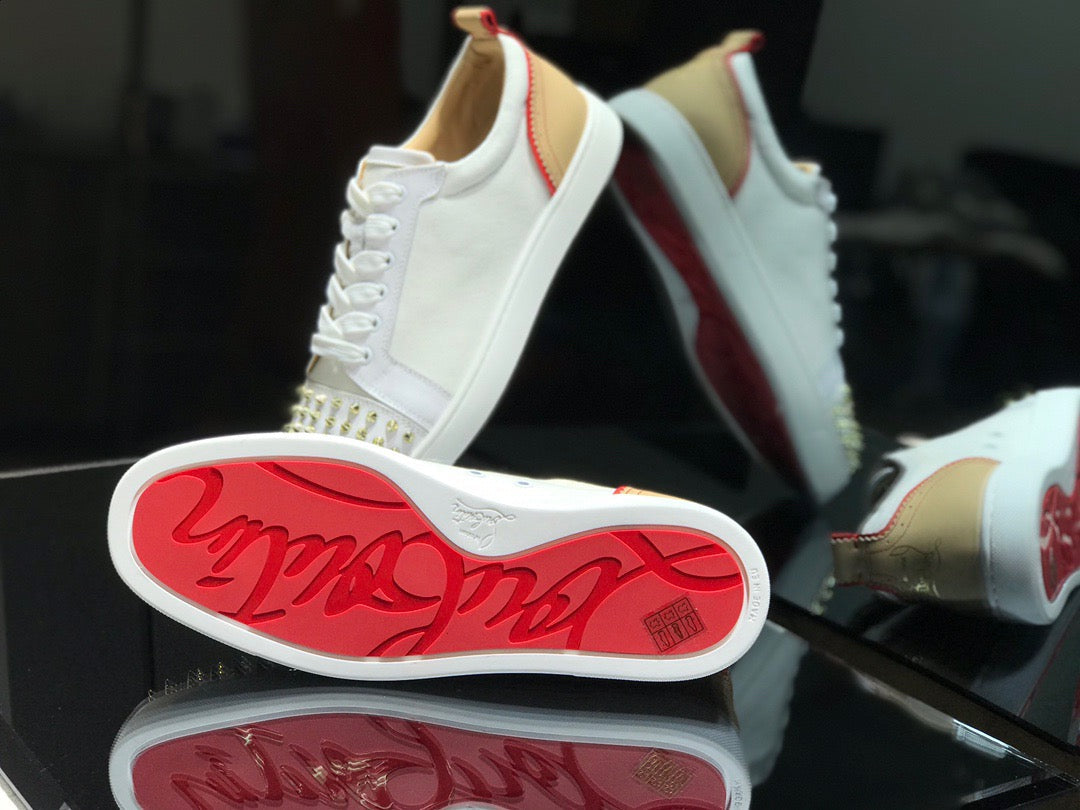 Sneakers & Shoes