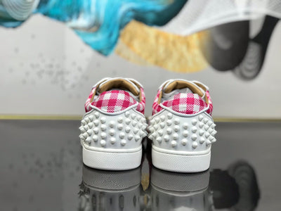 Sneakers & Shoes