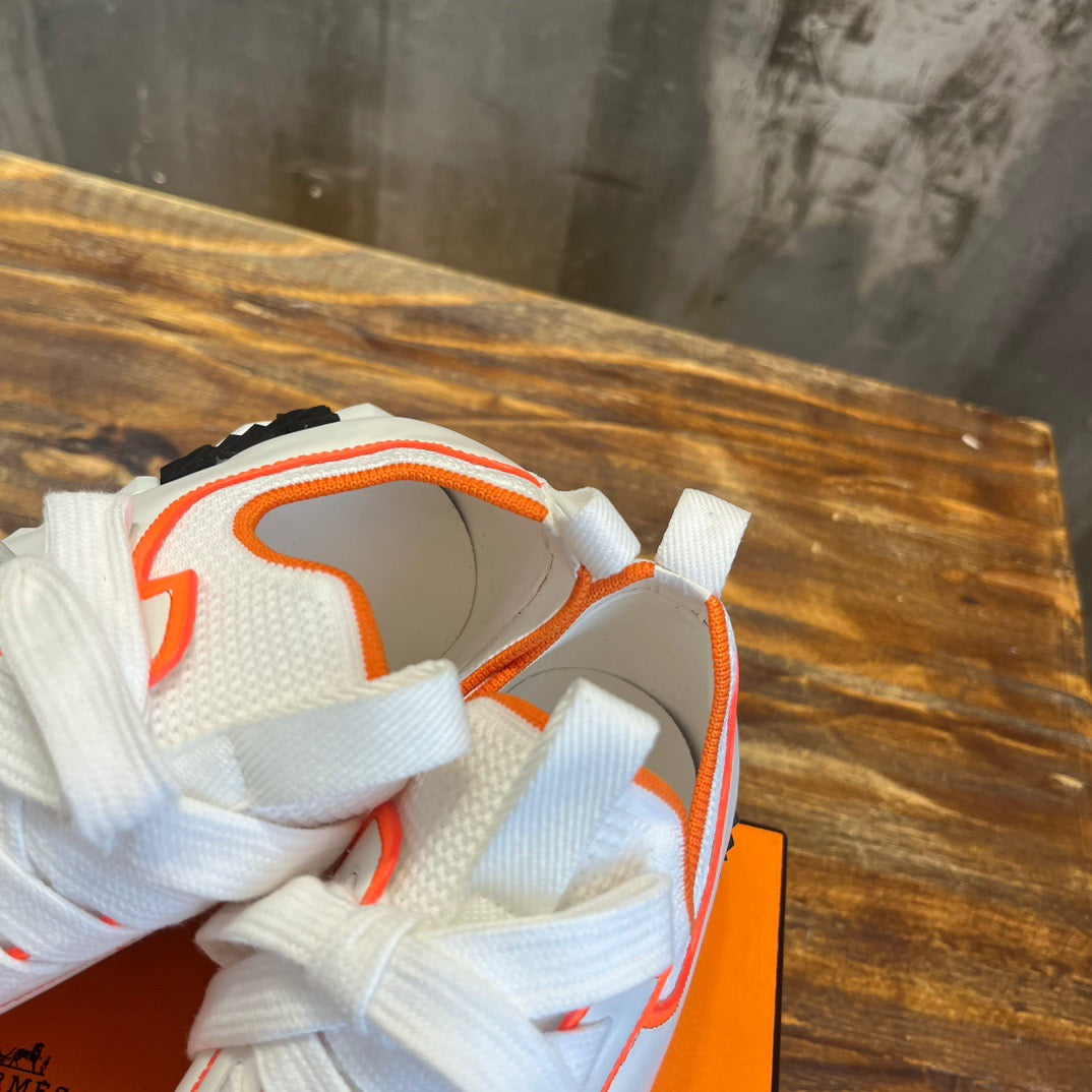 HERM Sneakers