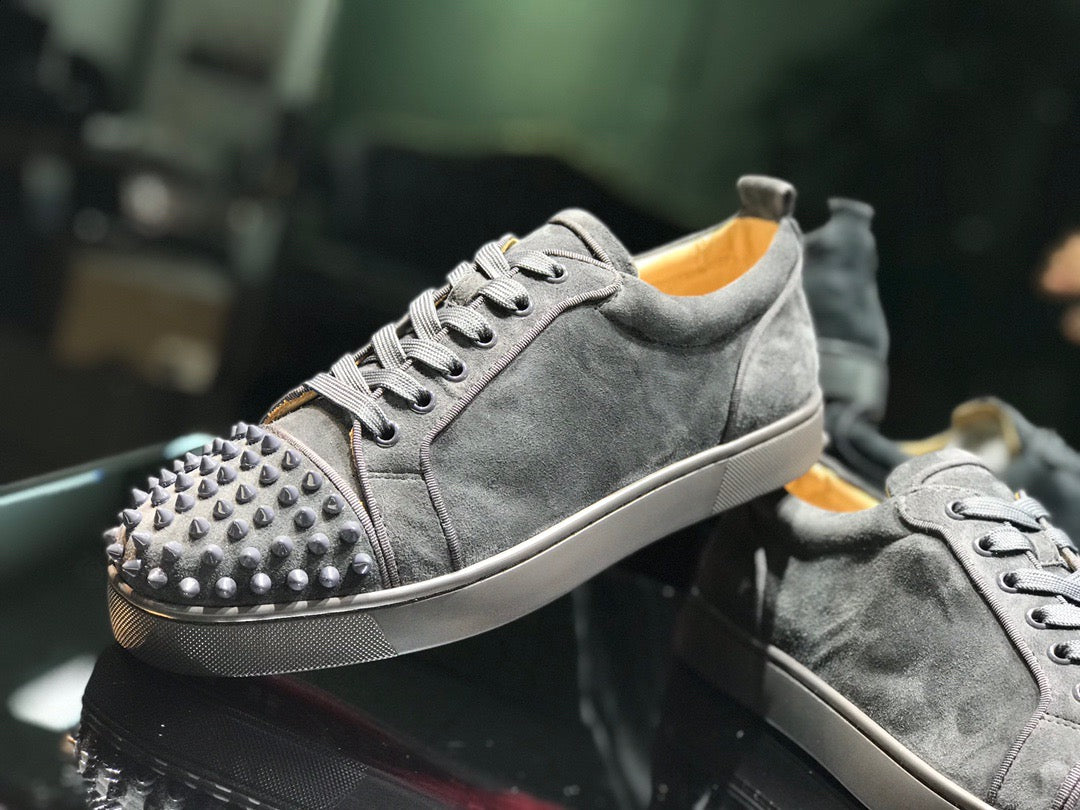 Sneakers & Shoes
