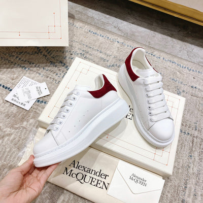 Sneakers & Shoes