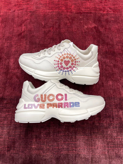Sneakers & Shoes