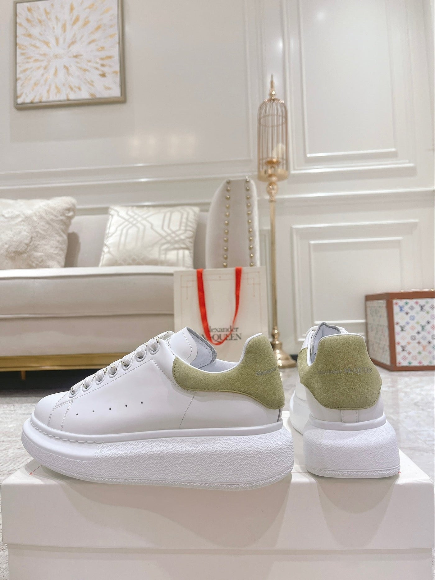 Sneakers & Shoes