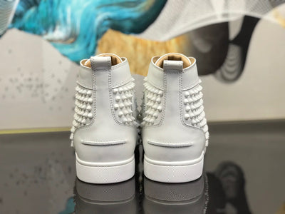 Sneakers & Shoes