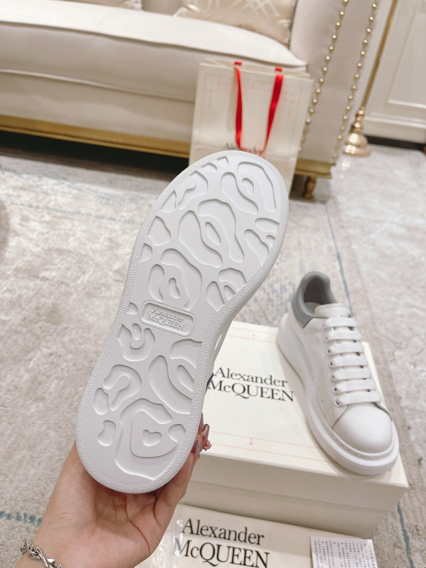 Sneakers & Shoes