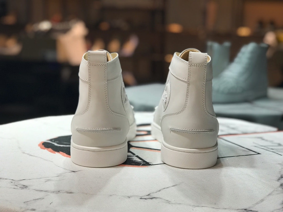 Sneakers & Shoes