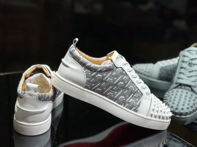 Sneakers & Shoes