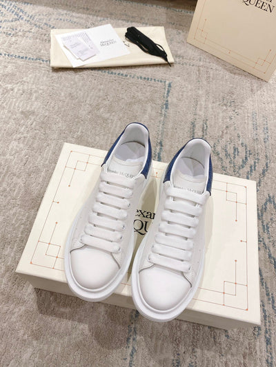 Sneakers & Shoes
