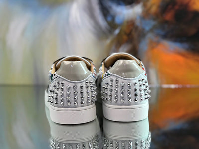 Sneakers & Shoes