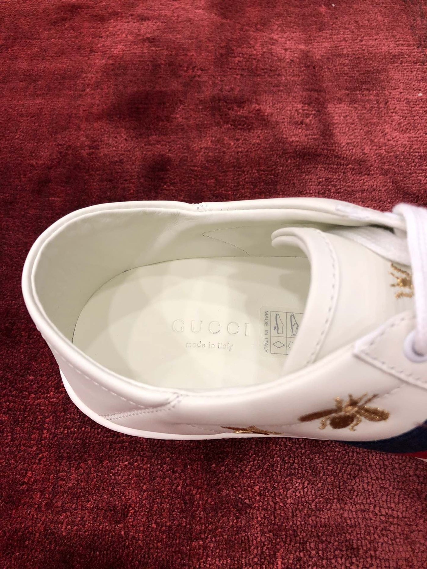 Sneakers & Shoes