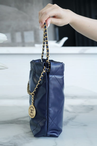 CHA 22 Mini Bag