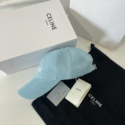 Caps