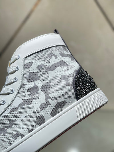 Sneakers & Shoes