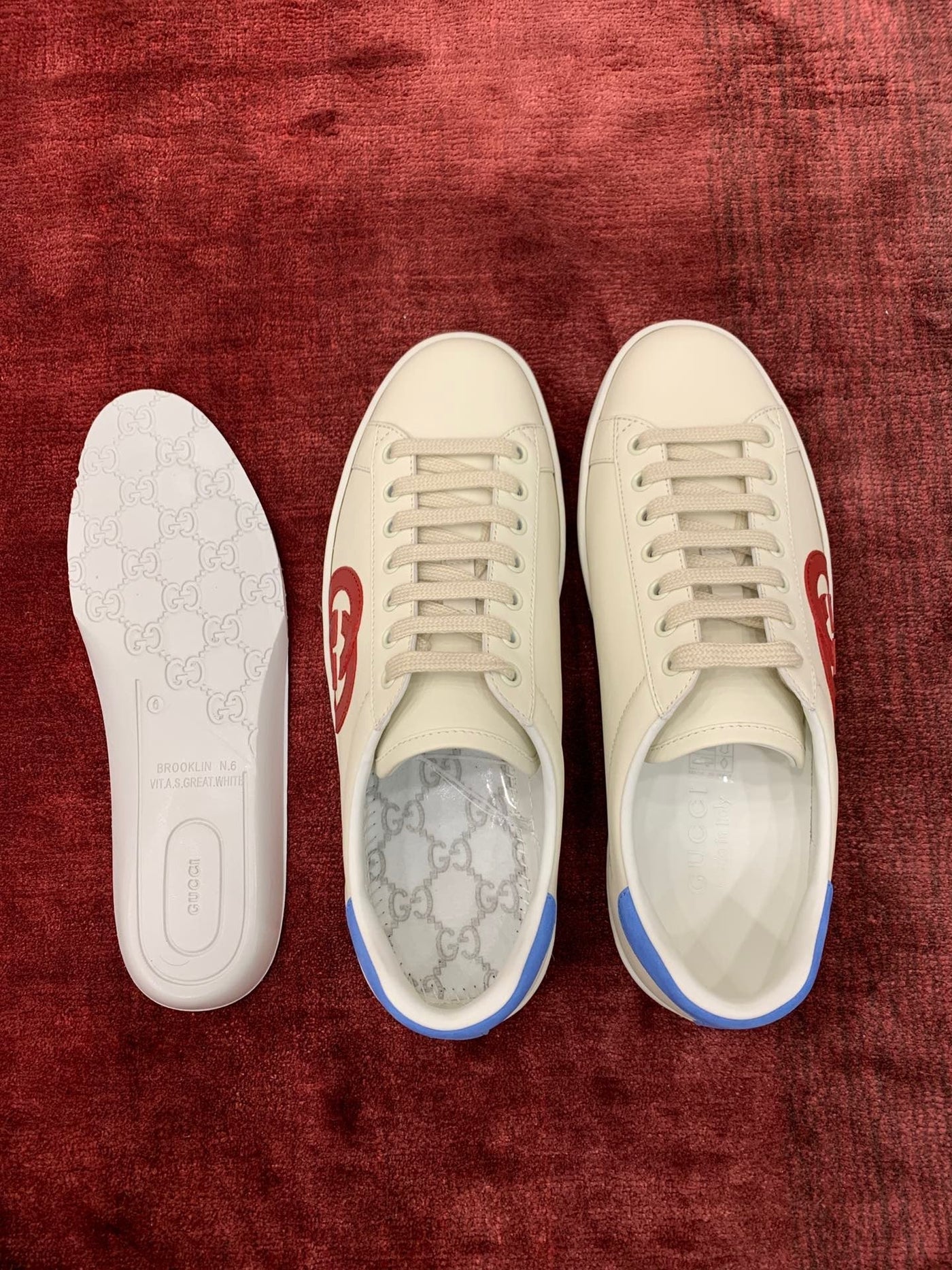 Sneakers & Shoes