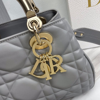 DIO handbag