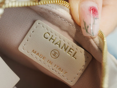 CHA 23p Hobo Bag (small)