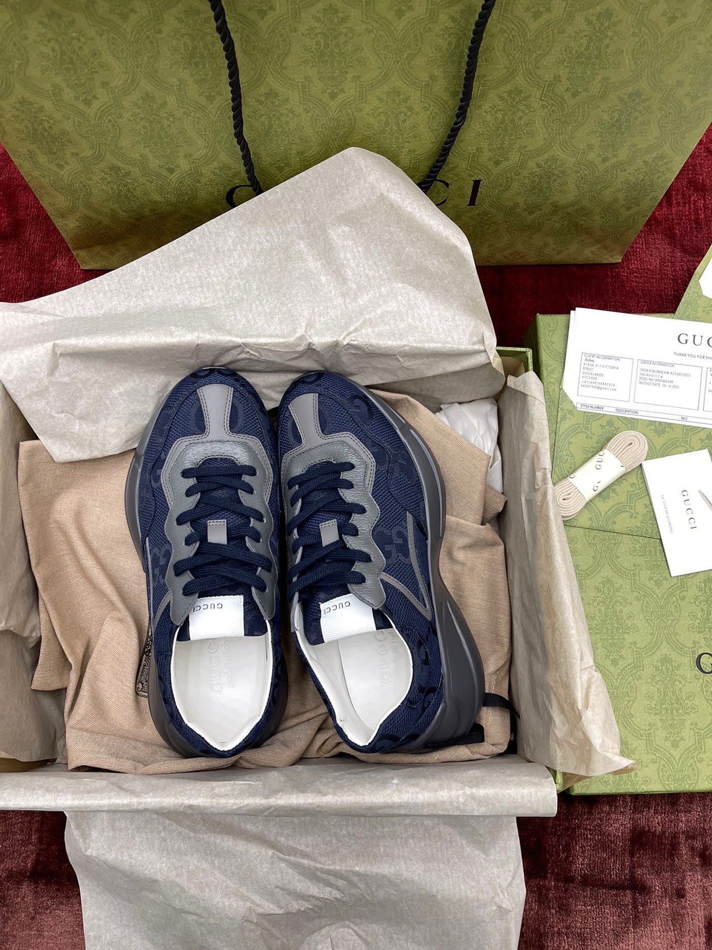 Sneakers & Shoes