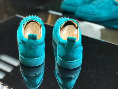 Sneakers & Shoes