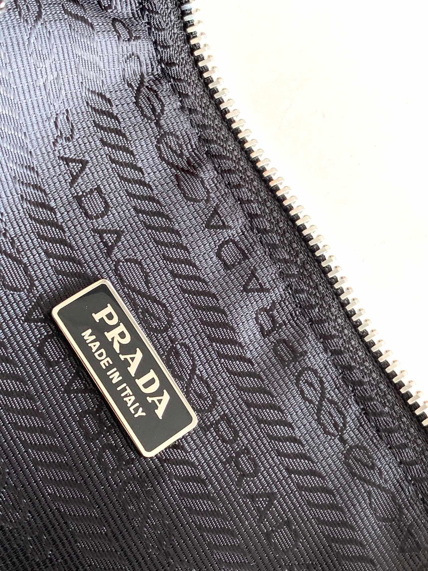 PRA Cross Body Bag