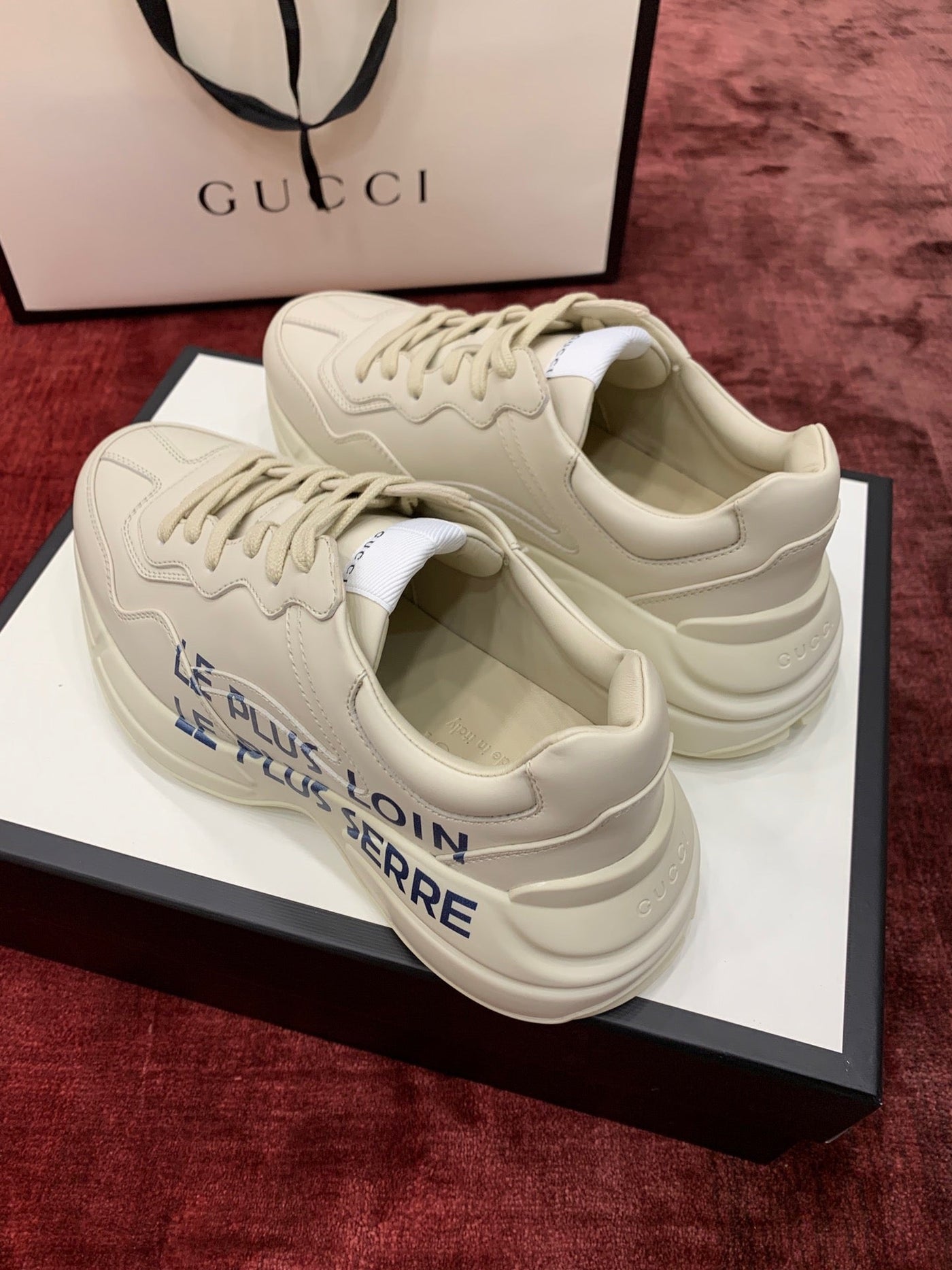 Sneakers & Shoes