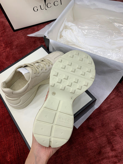 Sneakers & Shoes