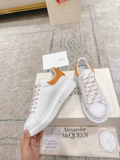 Sneakers & Shoes