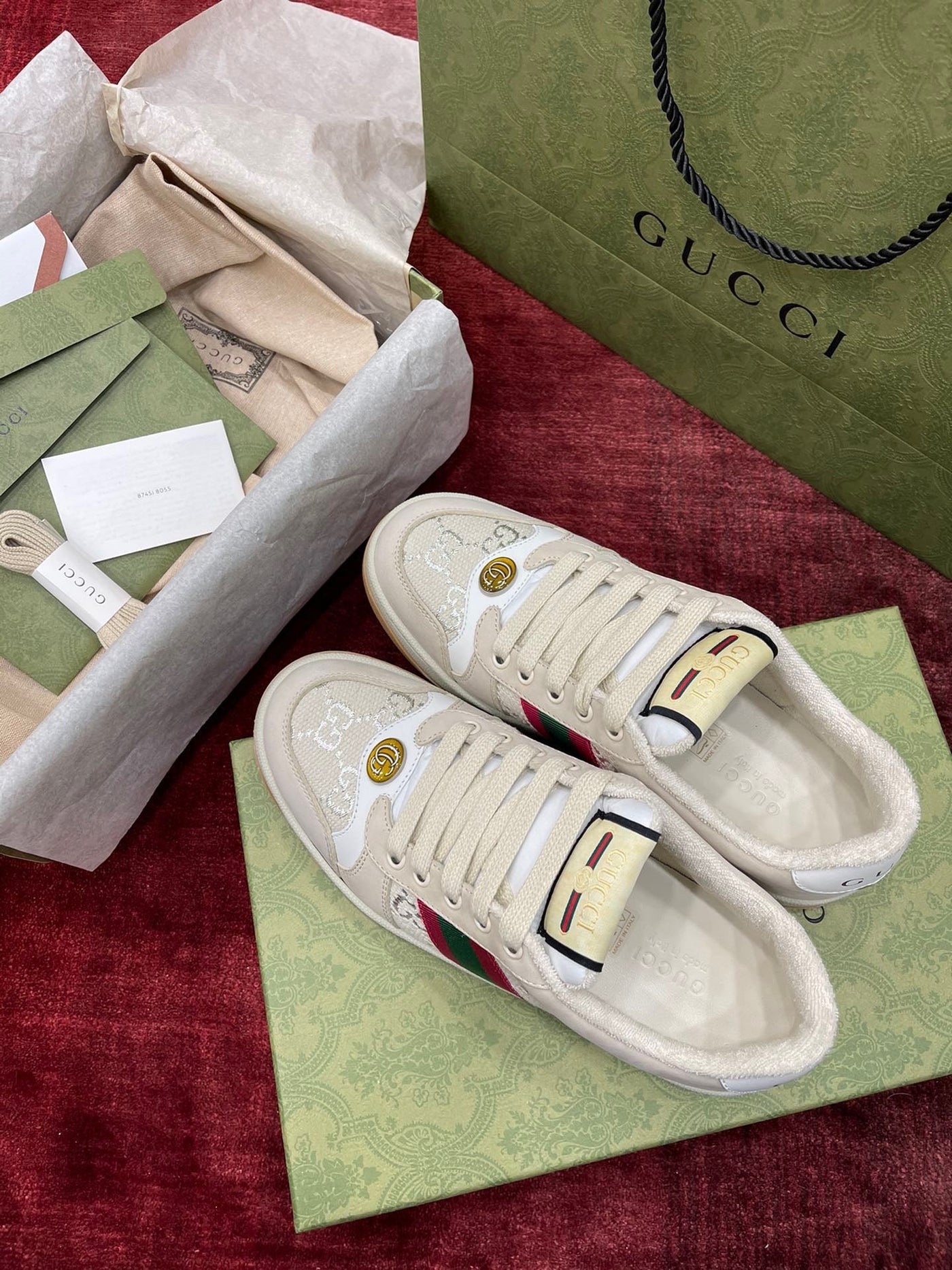 Sneakers & Shoes