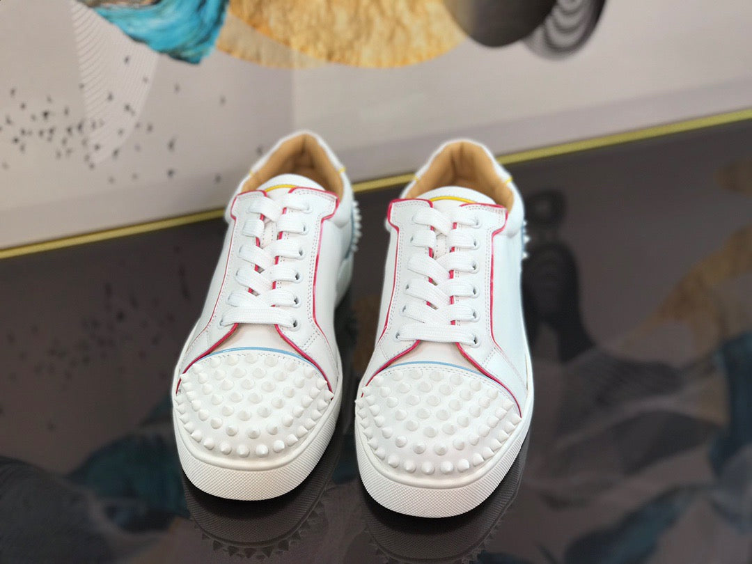 Sneakers & Shoes