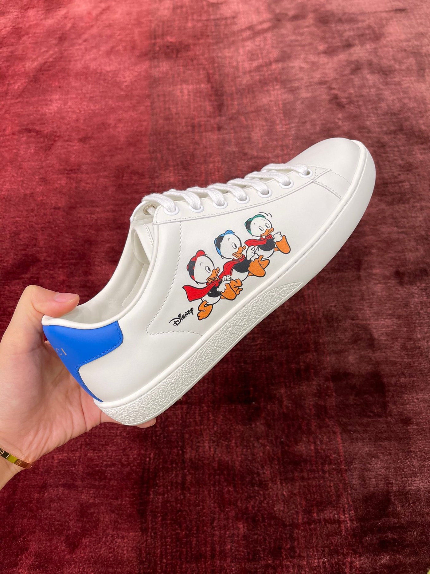 Sneakers & Shoes