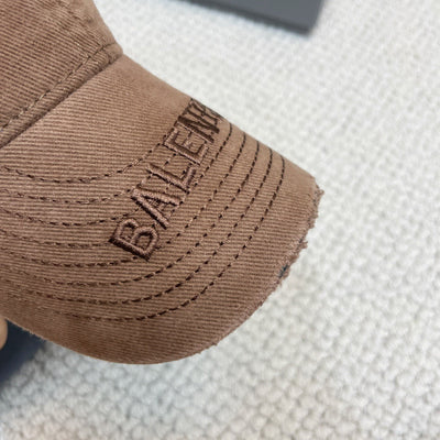 Caps