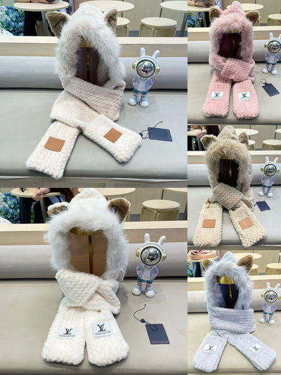 BEANIE HAT IN ALMOND BEIGE  WOOL AND LAMB FUR 435075