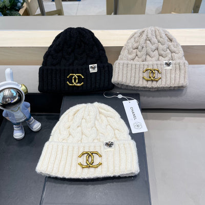 BEANIE HAT IN CYSTER TAN WOOL 431706
