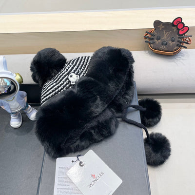 BEANIE HAT IN BLACK WOOL AND FLEECE 436748
