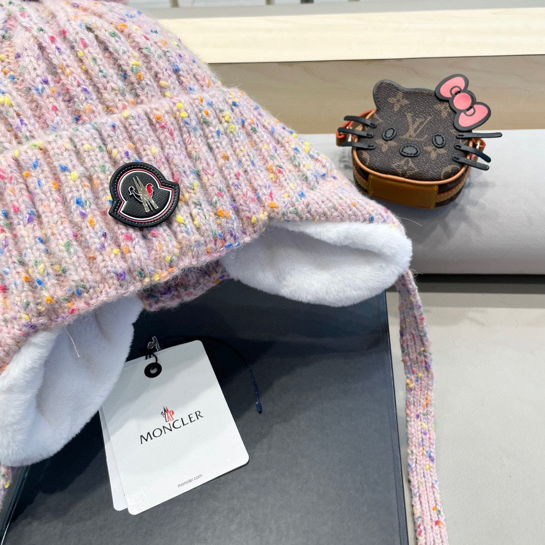 BEANIE HAT IN LIGHT PINK WOOL LINED WITH FLEECE 436776