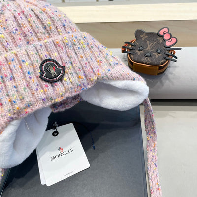 BEANIE HAT IN LIGHT PINK WOOL LINED WITH FLEECE 436776