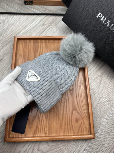 BEANIE HAT IN COIN GRAY WOOL 352378